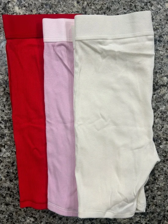 SKIMS Cotton Rib 3-Pack Boxer - Picture 2 of 5